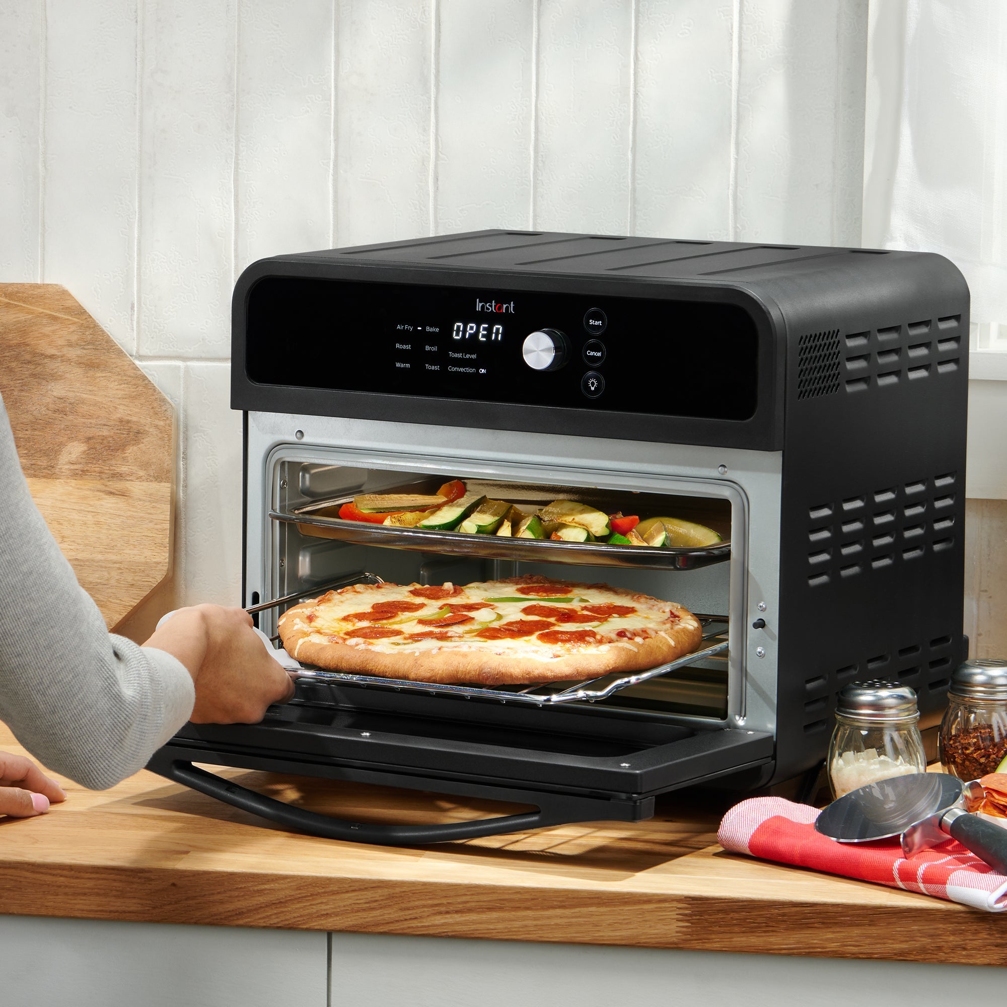 Instant Pot Omni? 6-Slice Air Fryer Toaster Oven 18L - Image 2